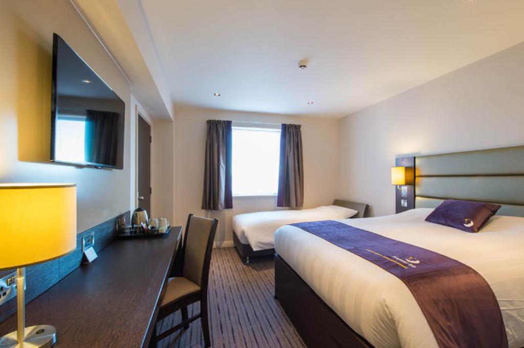 Premier Inn Southampton West Ower Exterior foto